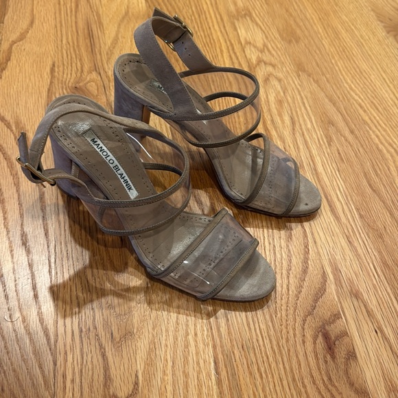 Manolo Blahnik suede and plastic heels - Picture 5 of 6